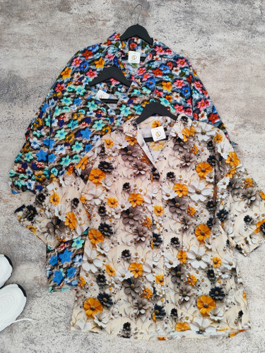 شومیز نخی گلدار جلو دکمه آستین ۳ ربع